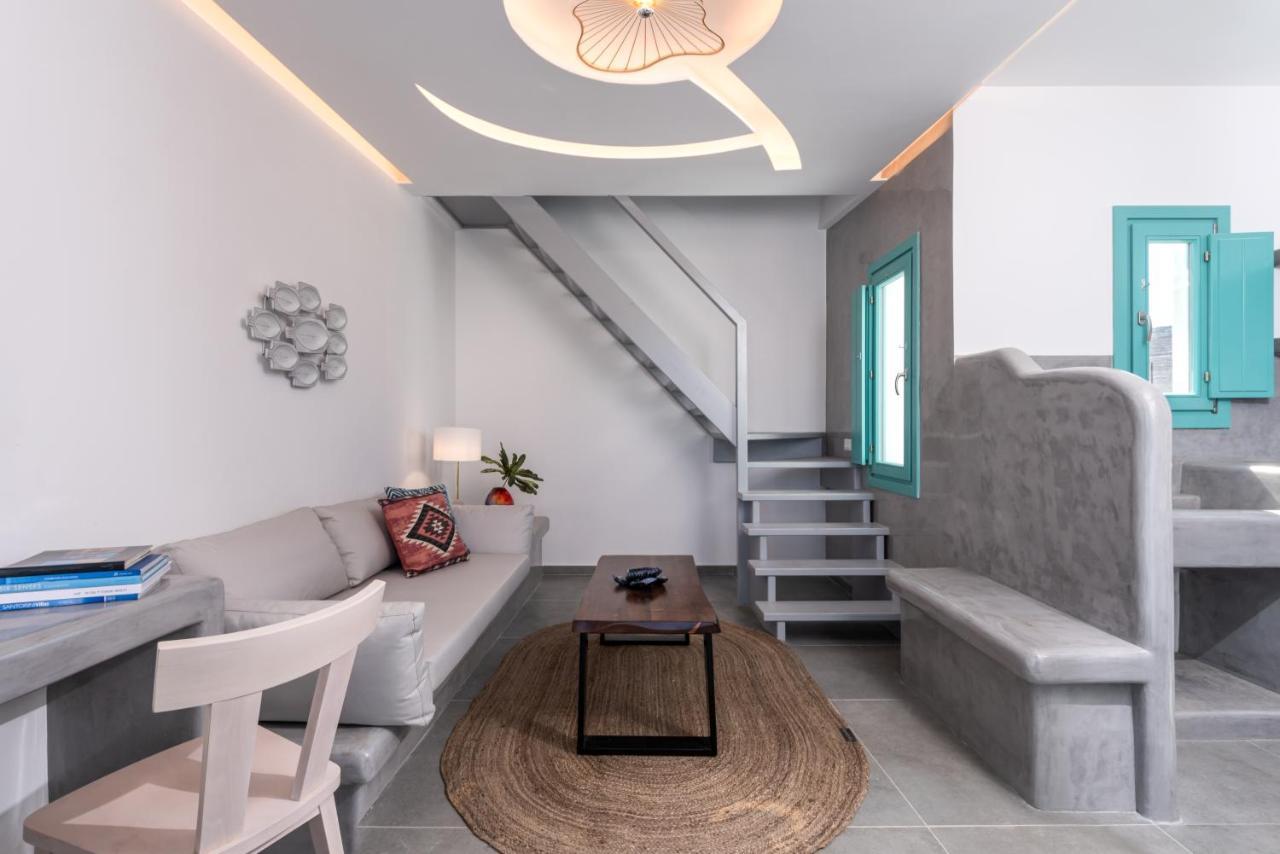 Santa Irina Luxury Sunny Lofts Hotel Perivolos  Exterior photo