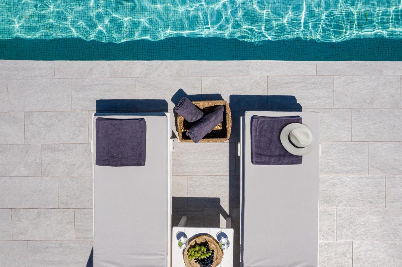 Santa Irina Luxury Sunny Lofts Hotel Perivolos  Exterior photo