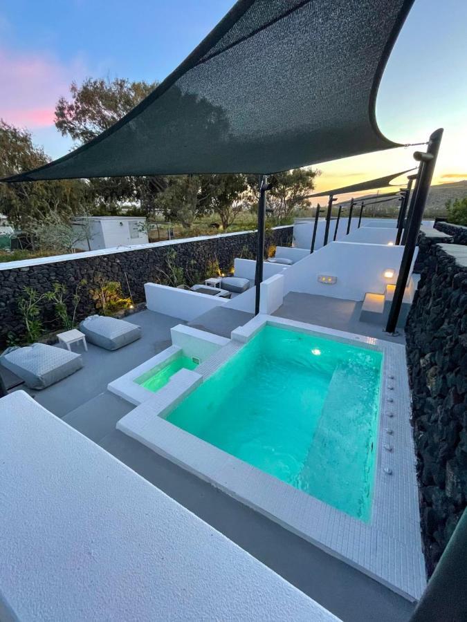 Santa Irina Luxury Sunny Lofts Hotel Perivolos  Exterior photo