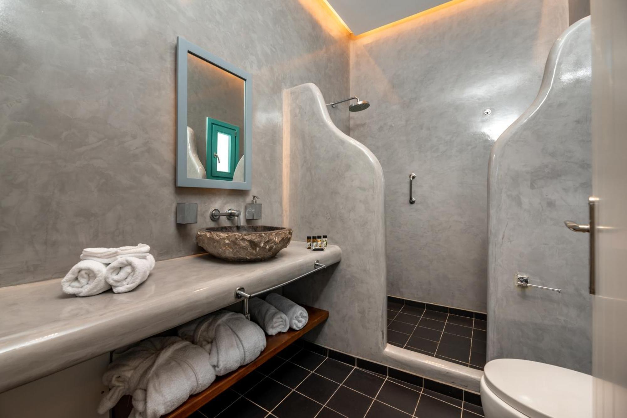 Santa Irina Luxury Sunny Lofts Hotel Perivolos  Exterior photo