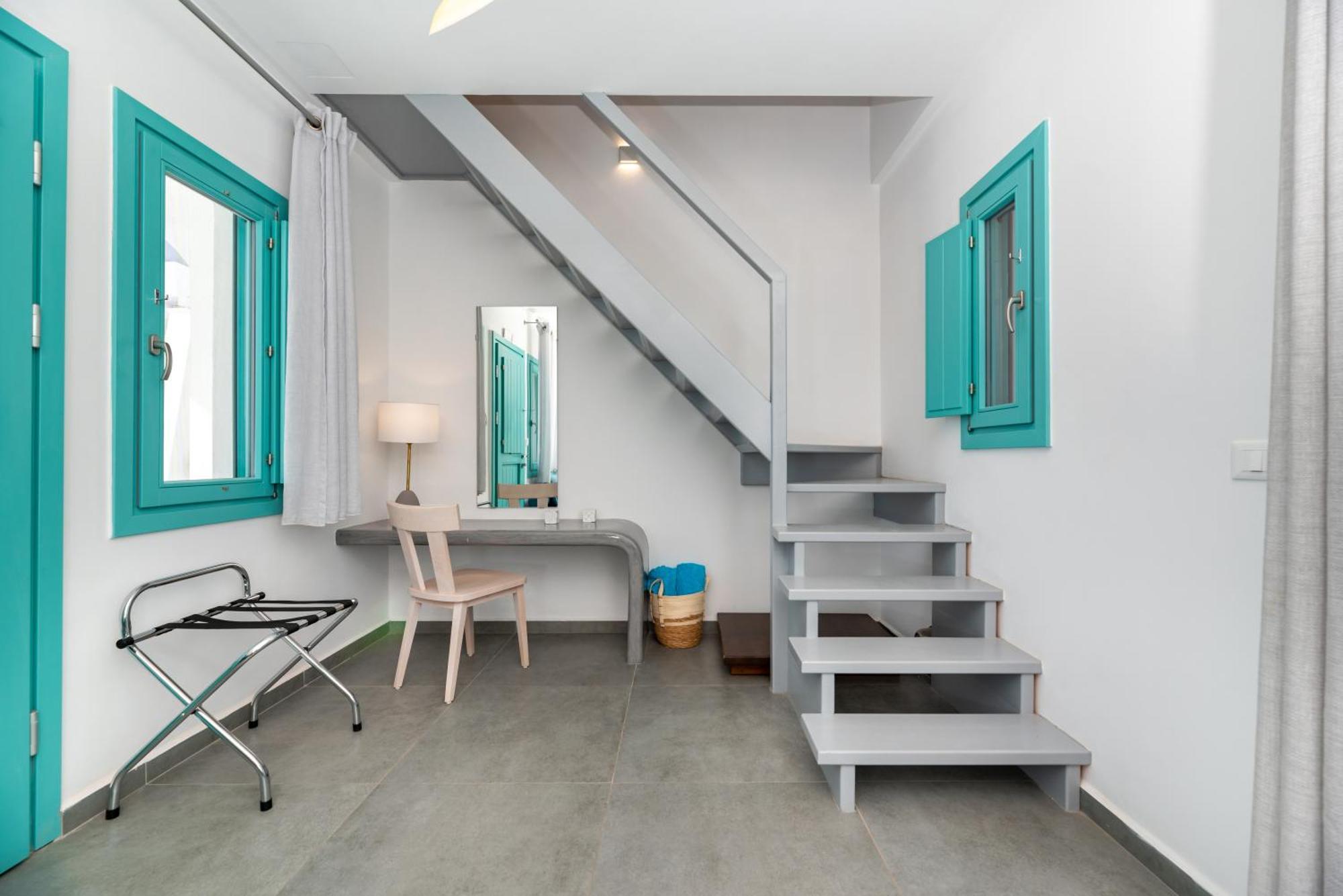 Santa Irina Luxury Sunny Lofts Hotel Perivolos  Exterior photo