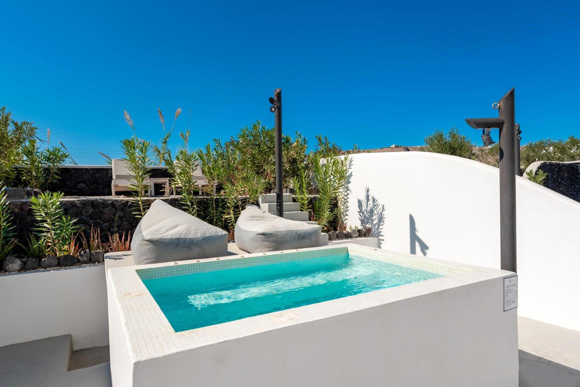 Santa Irina Luxury Sunny Lofts Hotel Perivolos  Exterior photo