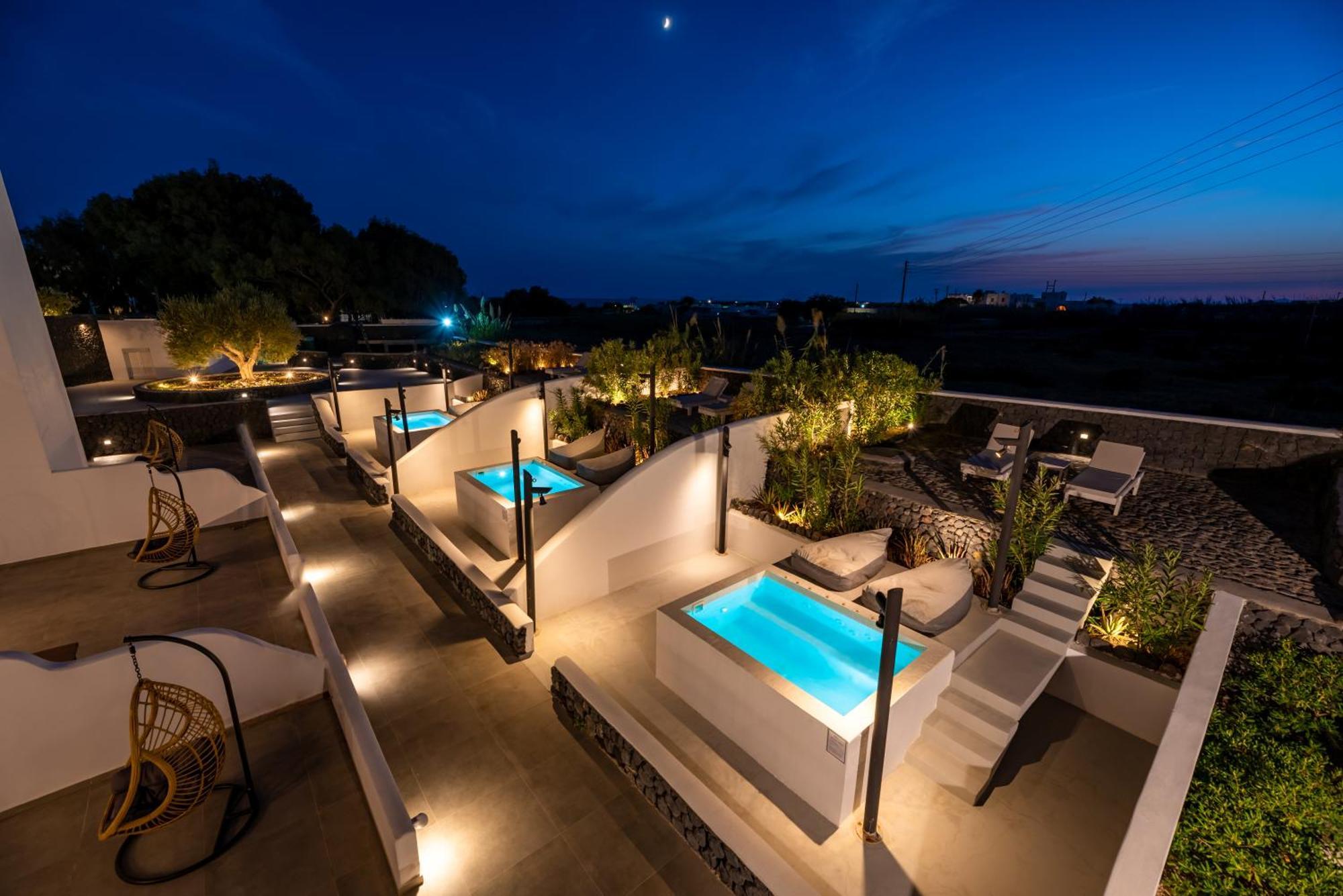 Santa Irina Luxury Sunny Lofts Hotel Perivolos  Exterior photo